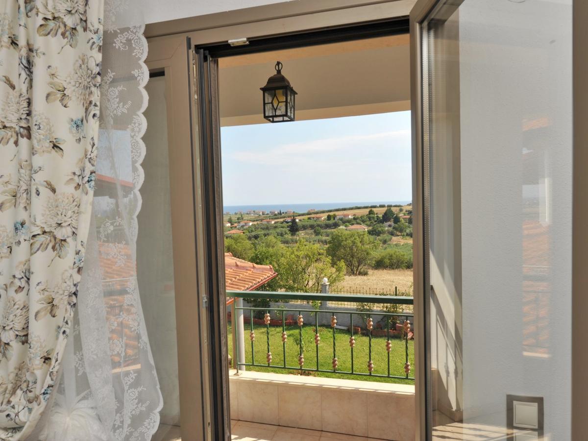 Alice Wonderland Home Nea Flogita Halkidiki エクステリア 写真